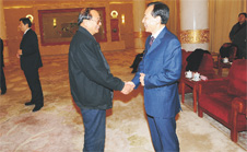 國家質檢總局副局長蒲長城親切接見時任中國質量檢驗協會會長李保國并詢問協會的工作